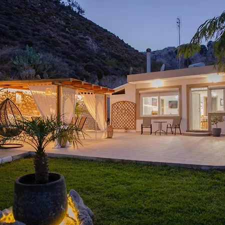 Blue View Stegna House شقة *